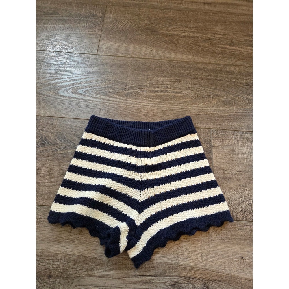 Baby gap‎ shorts size 6-12 mos